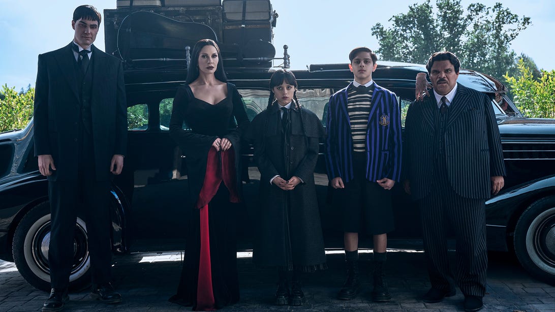 Joonas Suotamo, Catherine Zeta-Jones, Jenna Ortega, Isaac Ordonez, Luis Guzmán, Wednesday